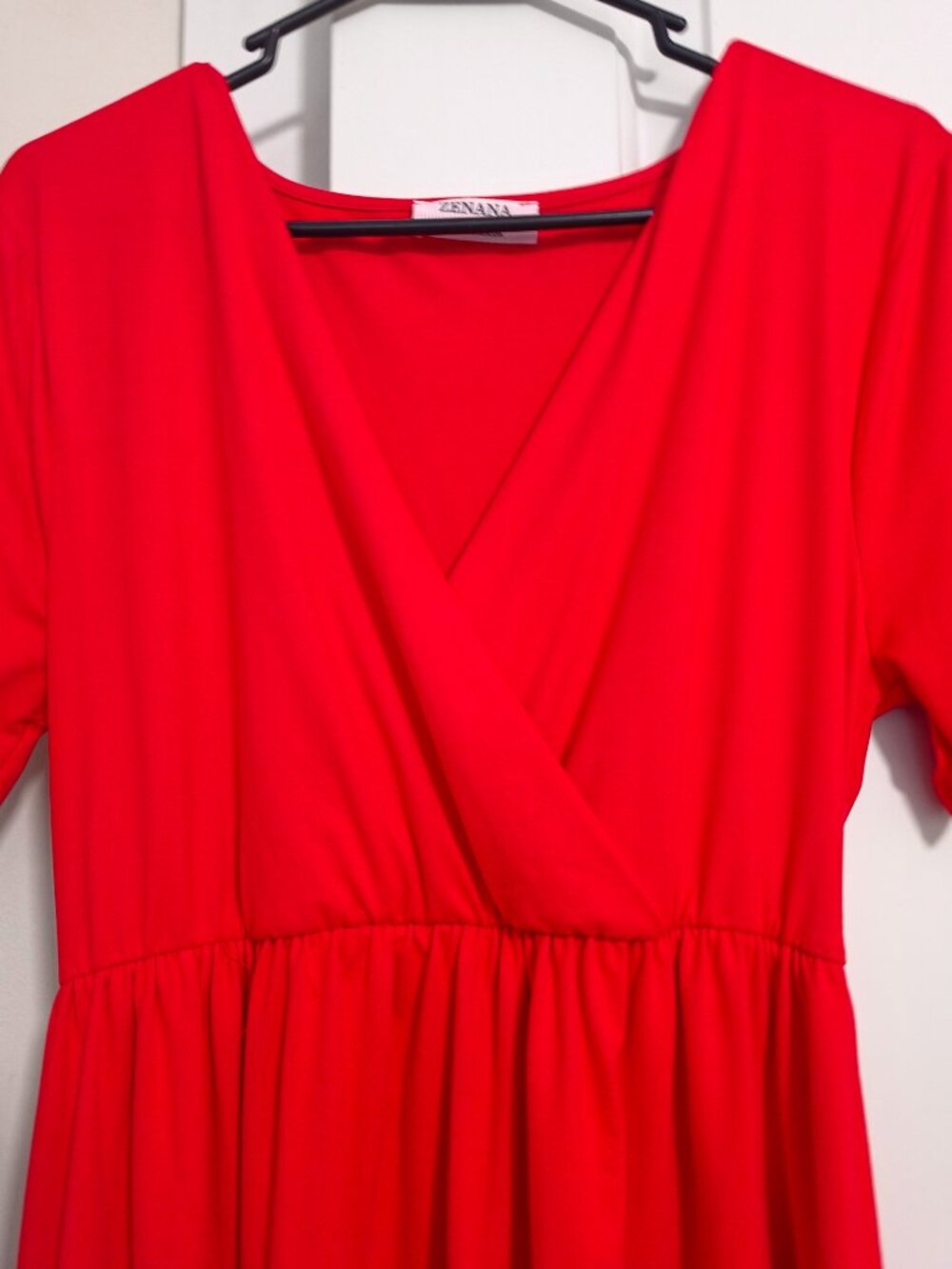 Women's Zenana V neck dress with pockets, size XL